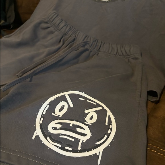 Men 2 Piece Short Set - Picture 6 of 14